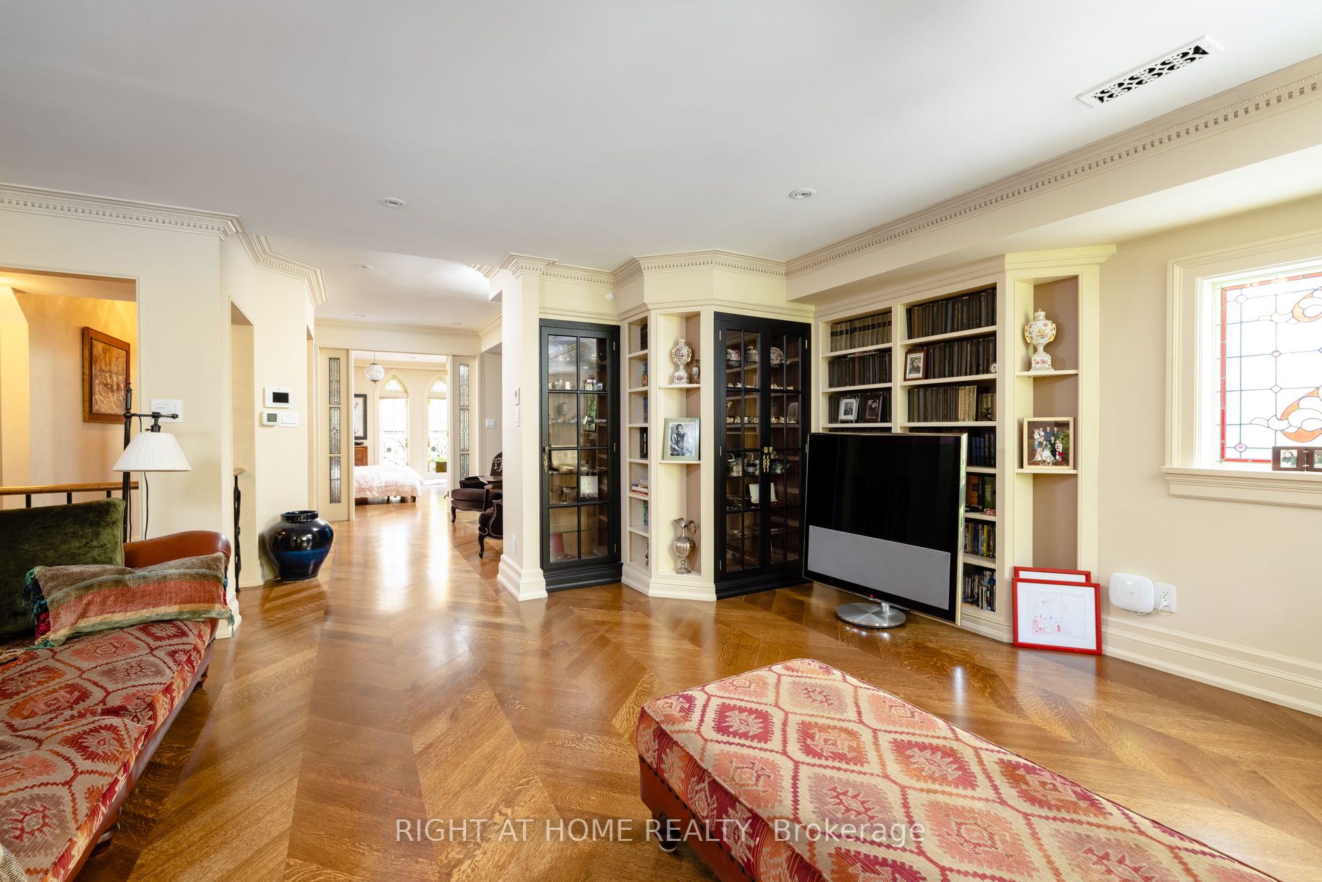 51 Hazelton Ave Property Photo 20