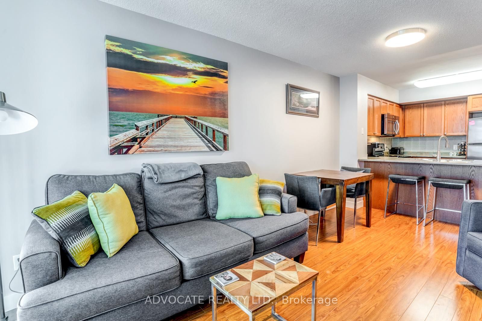 51 Lower Simcoe St 4 Property Photo 6