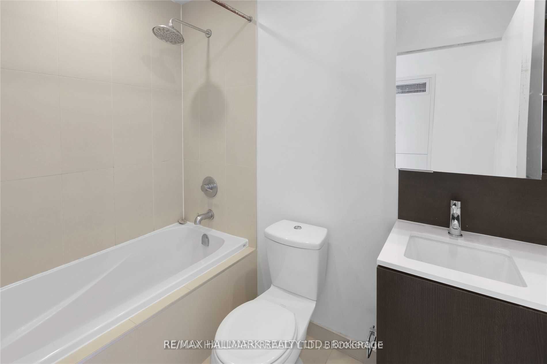 55 Regent Park Blvd 05 Property Photo 6
