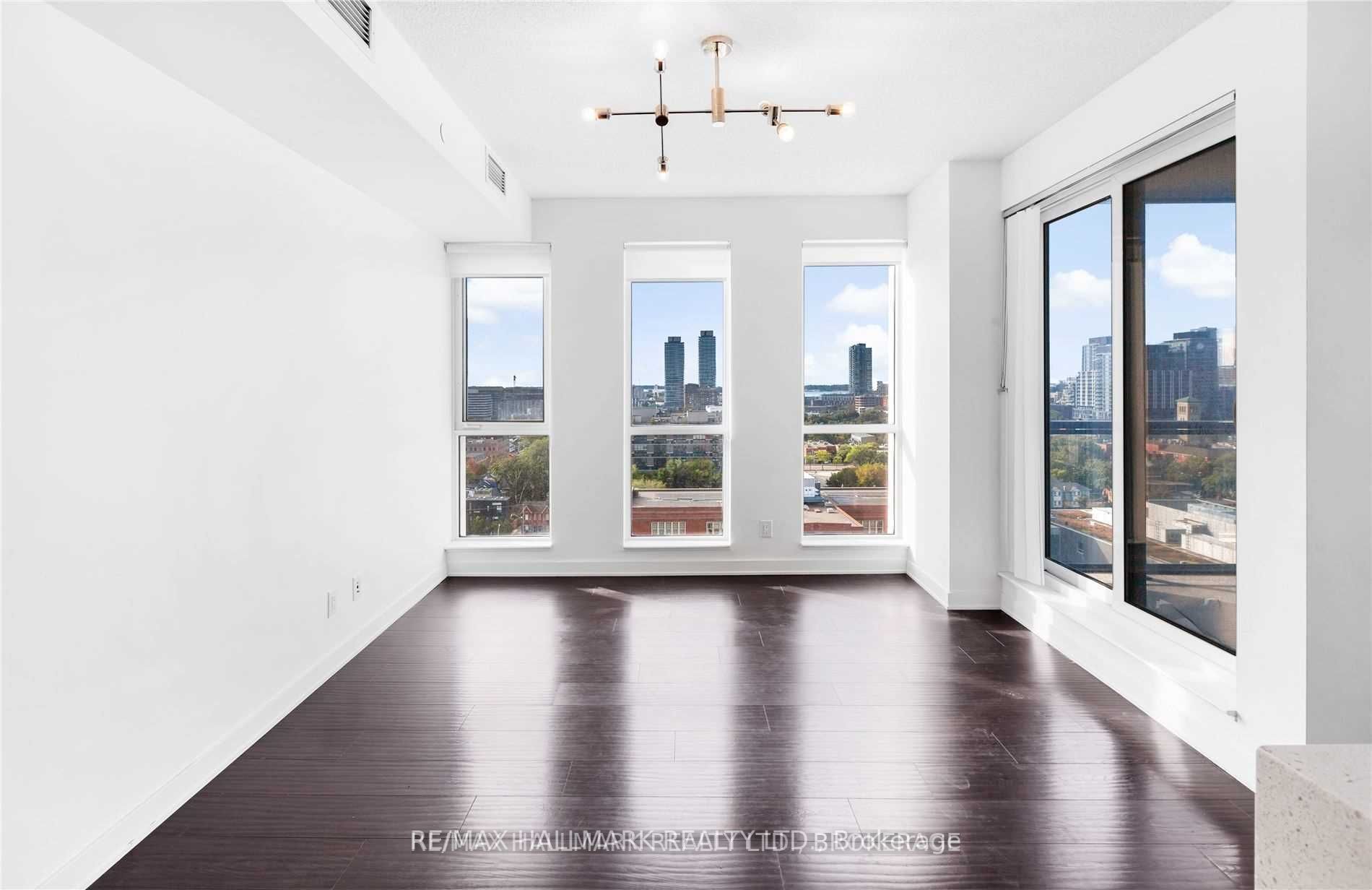55 Regent Park Blvd 05 Property Photo 11