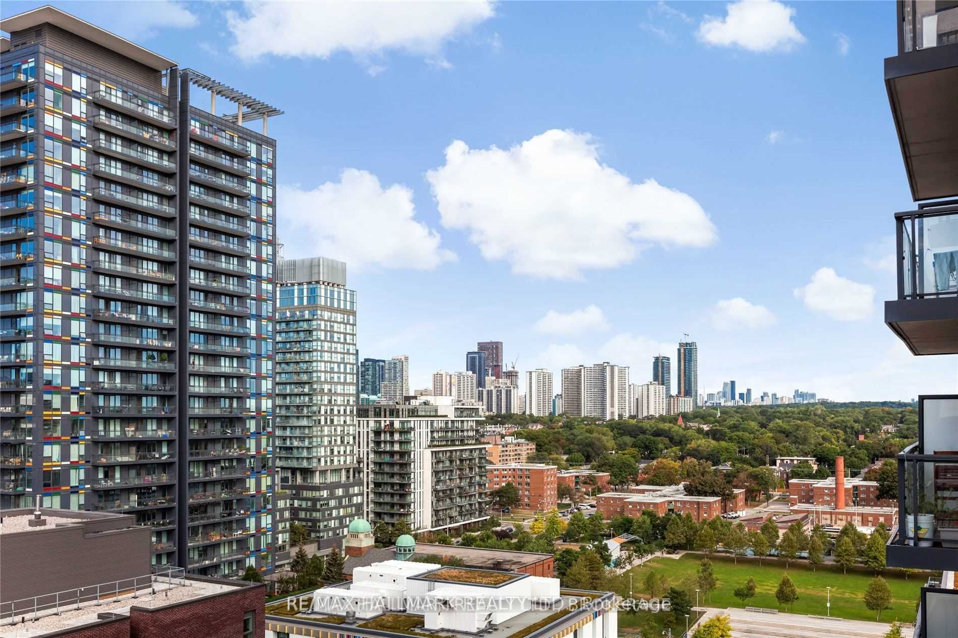 55 Regent Park Blvd 05 Property Photo 16
