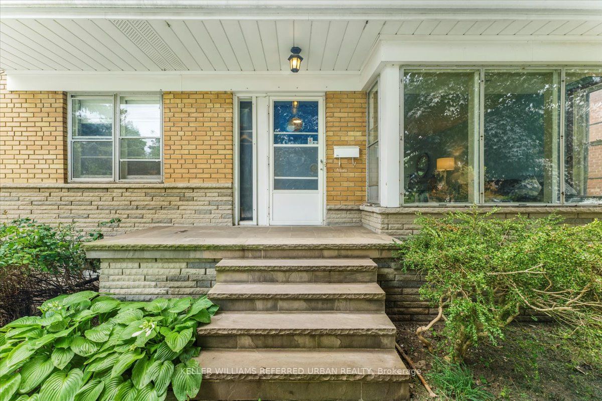 331 Burnett Ave Property Photo 4
