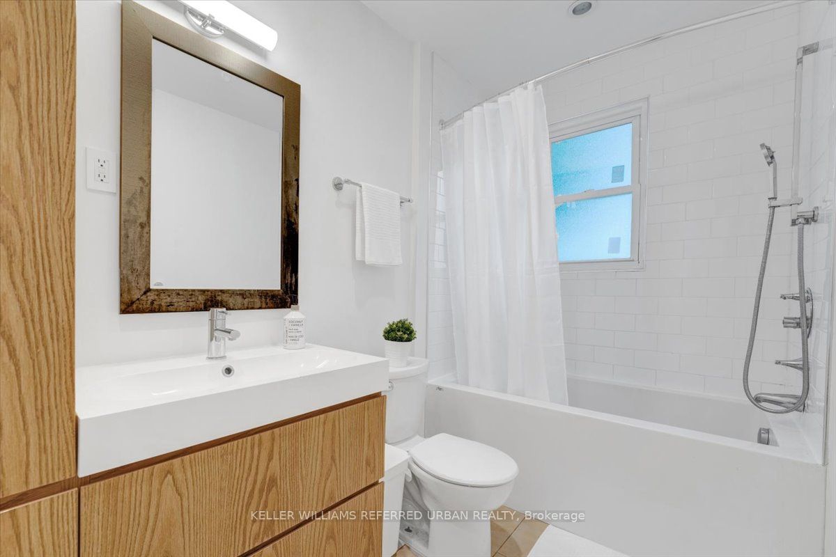 331 Burnett Ave Property Photo 11