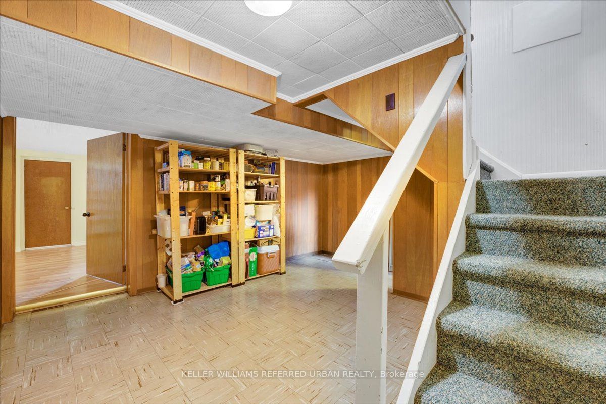 331 Burnett Ave Property Photo 14