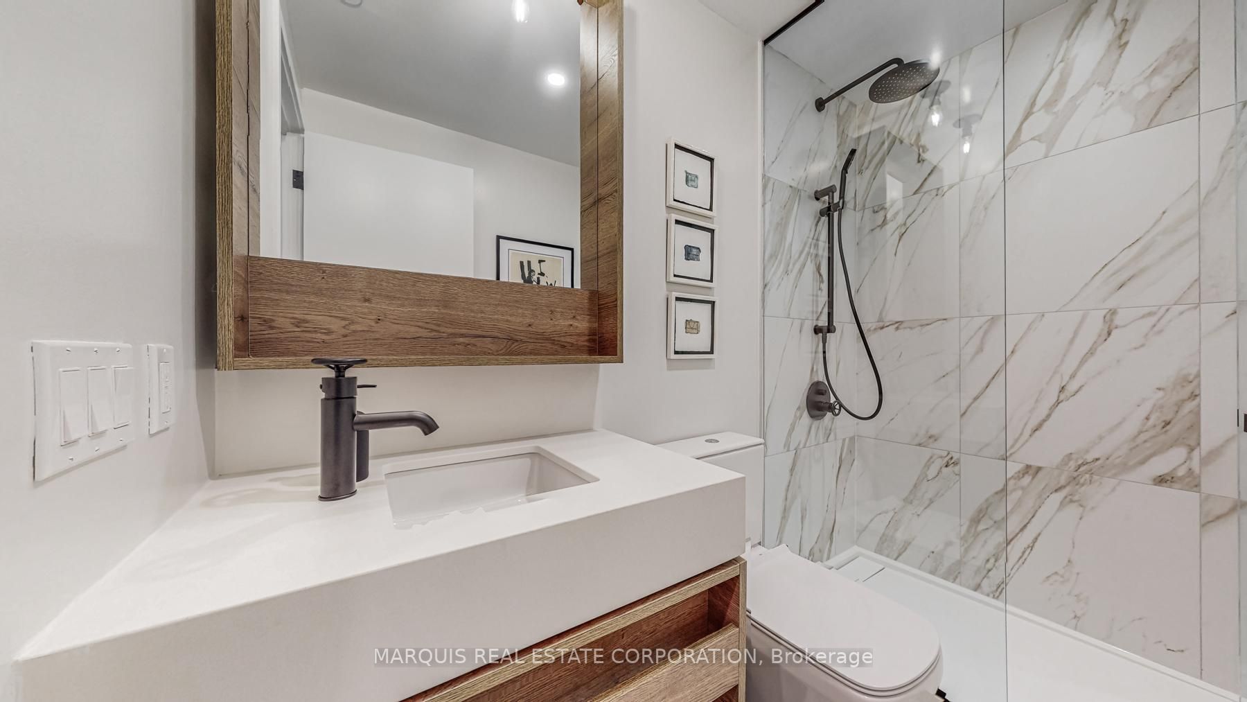 505 Richmond St W 32 Property Photo 15