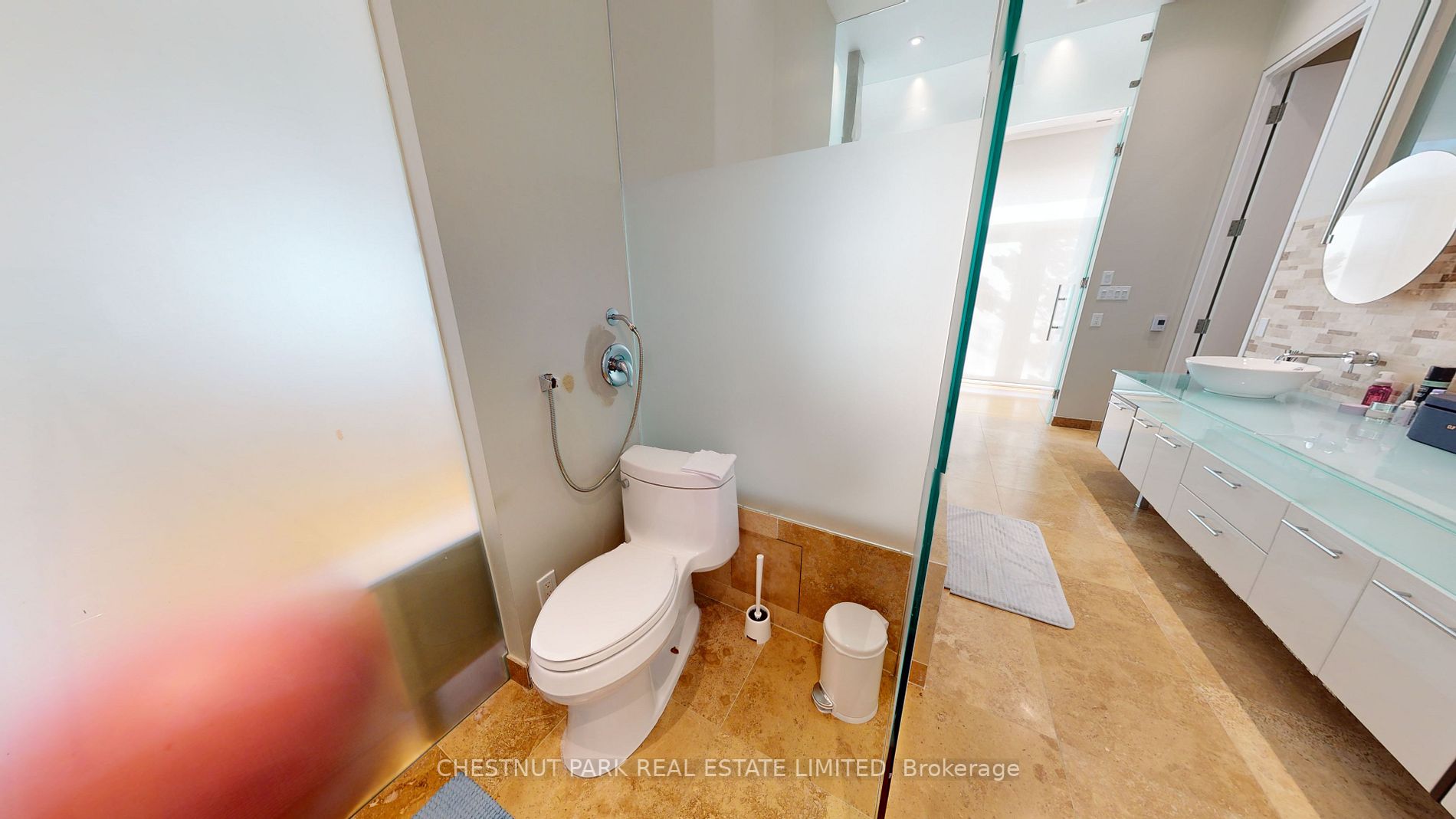8 Forest Heights Blvd Property Photo 26