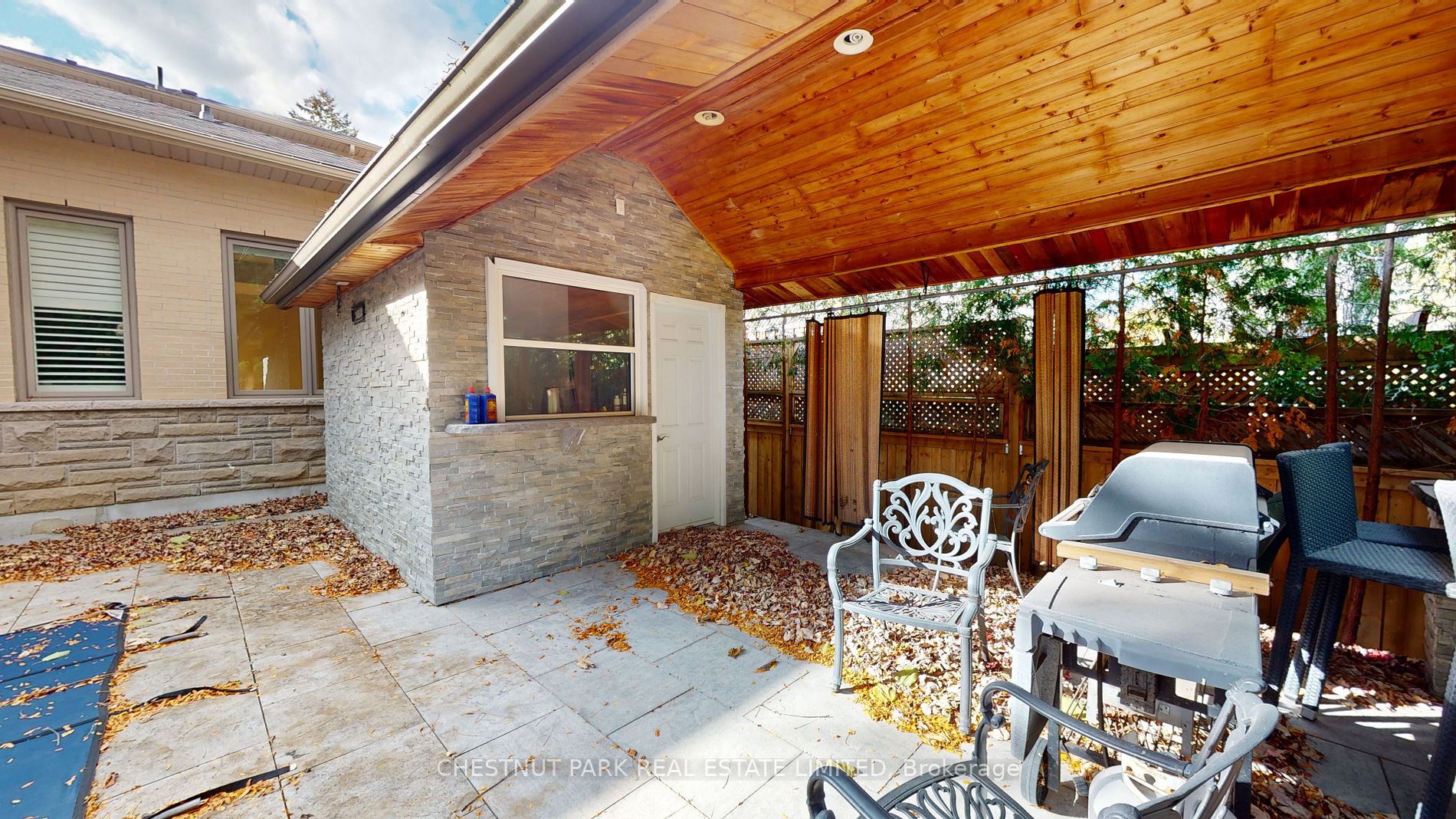 8 Forest Heights Blvd Property Photo 30