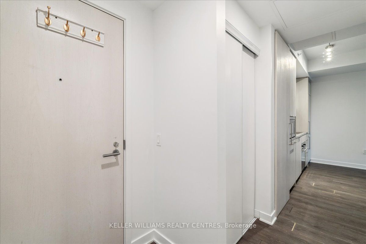 #3312 - 115 Blue Jays Way Property Photo 9