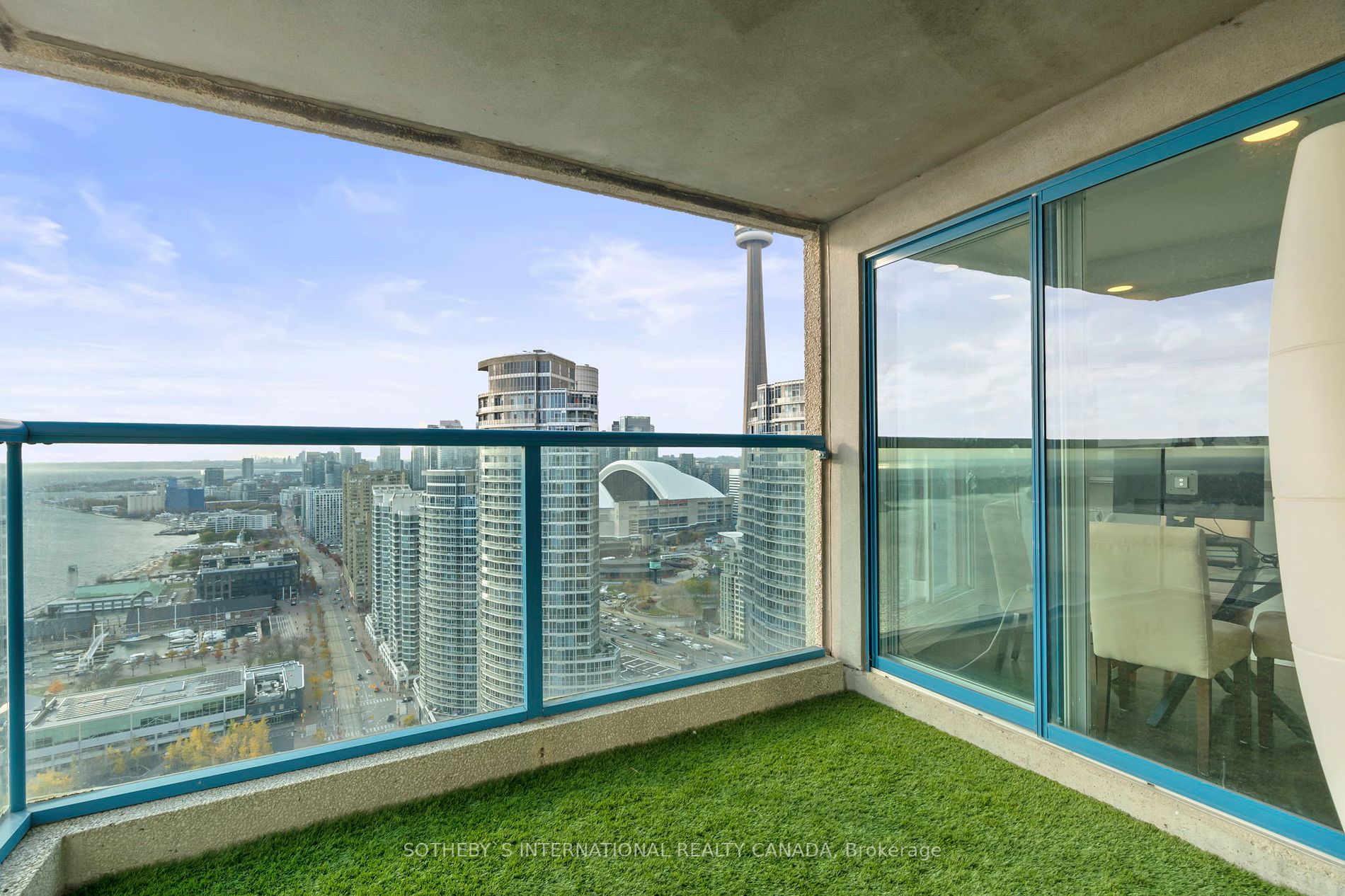 77 Harbour Sq 20 Property Photo 21
