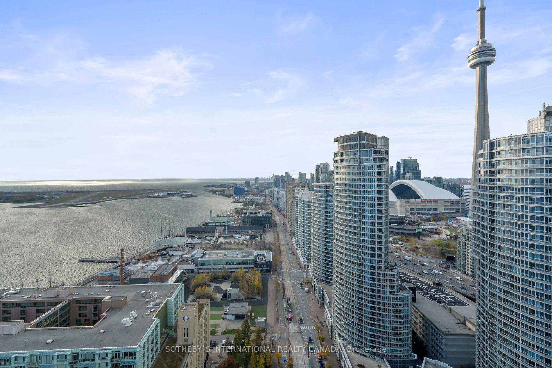 77 Harbour Sq 20 Property Photo 24