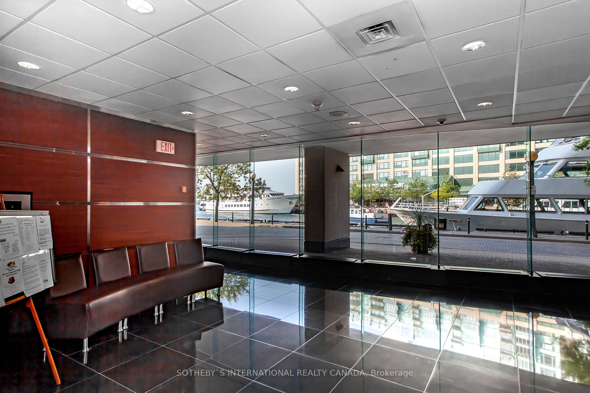 77 Harbour Sq 20 Property Photo 31
