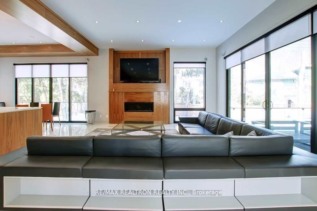 18 Green Valley Rd Property Photo 7