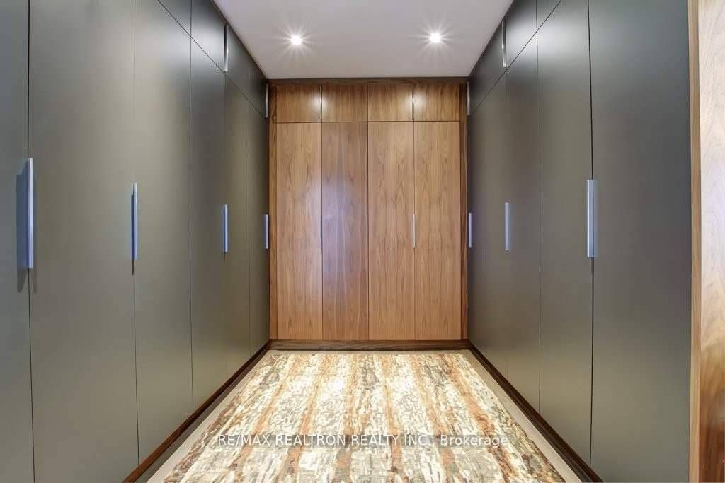 18 Green Valley Rd Property Photo 15