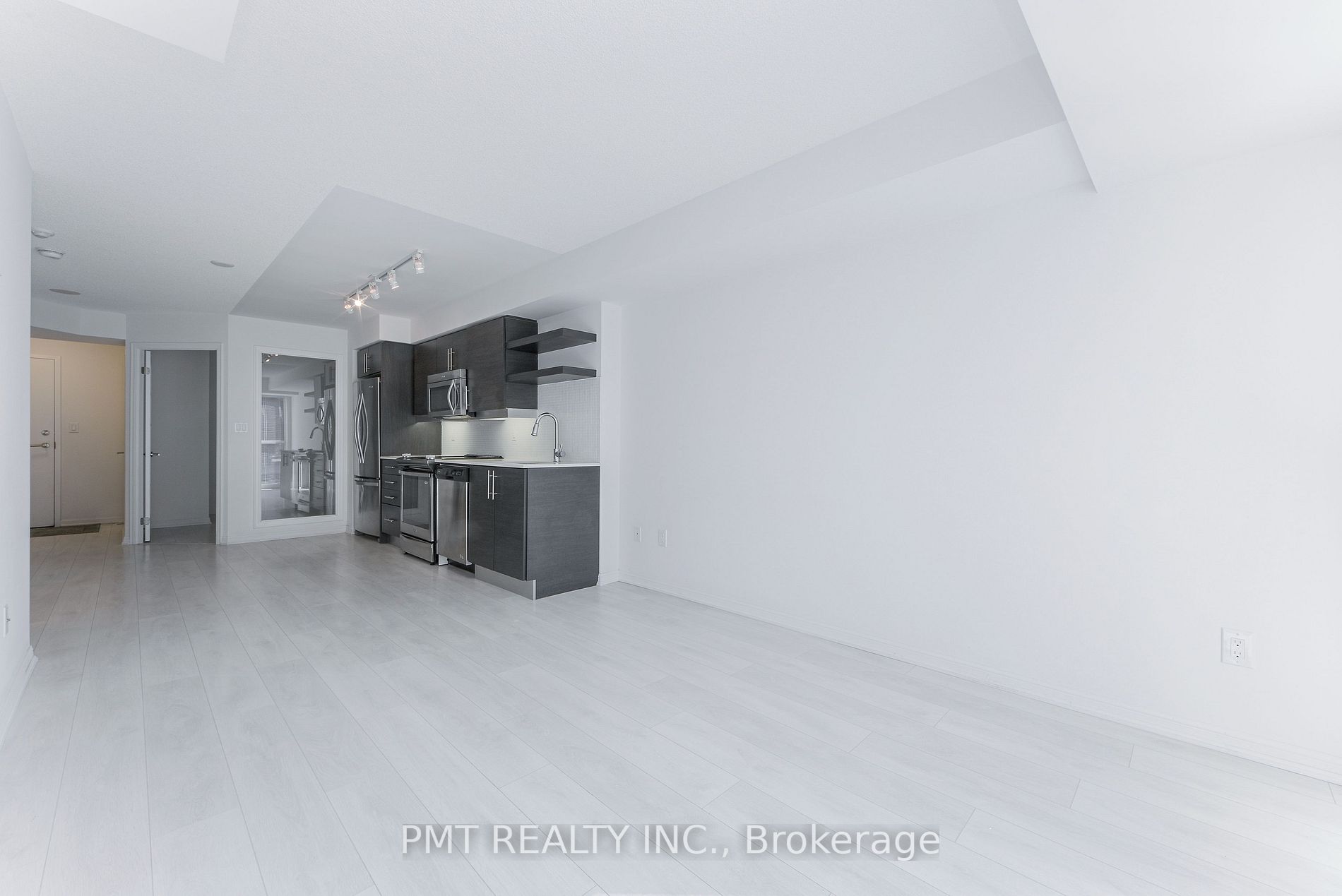 400 Adelaide St E 10 Property Photo 8