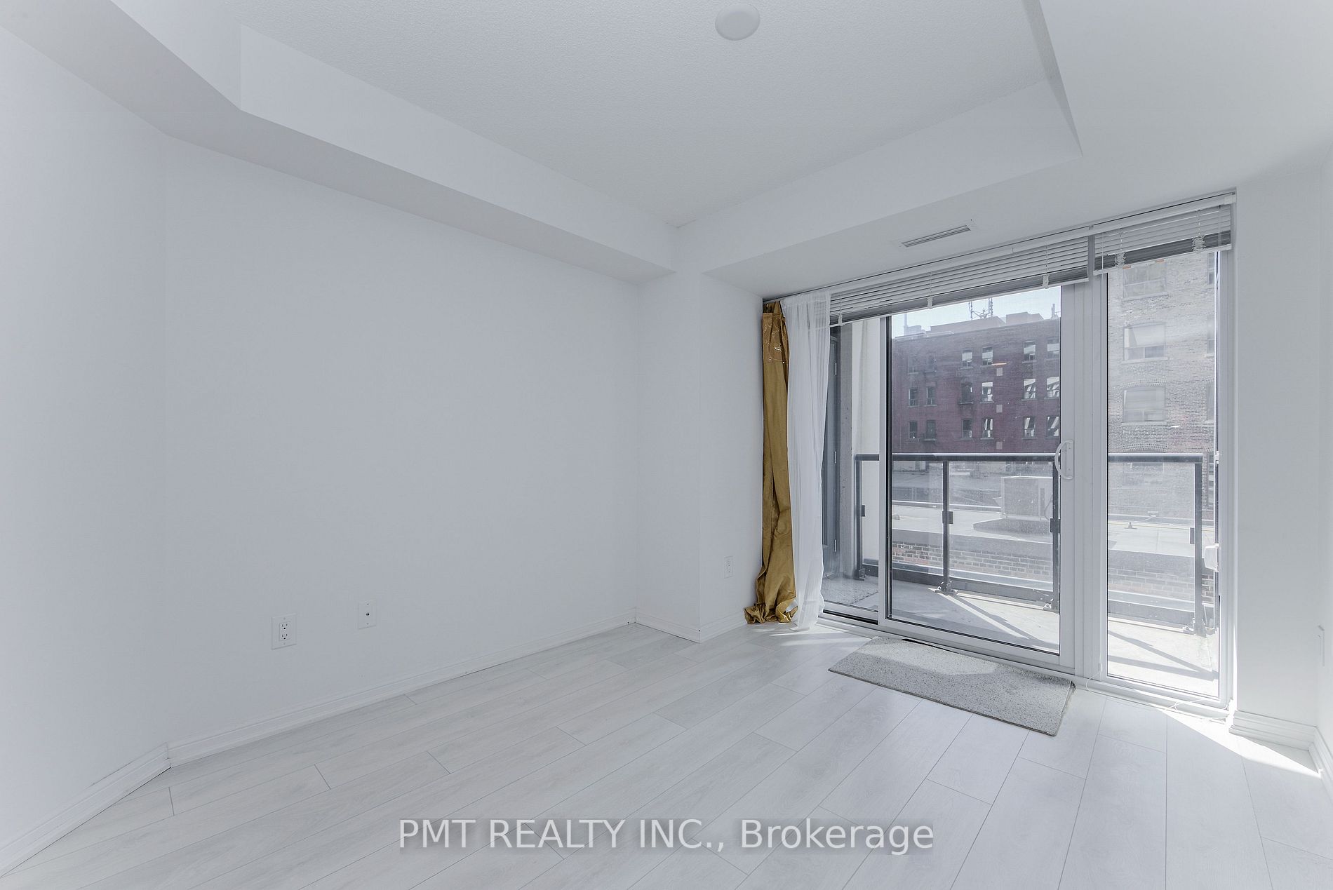 400 Adelaide St E 10 Property Photo 12