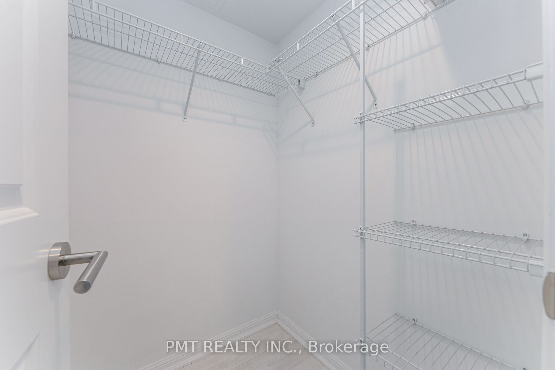 400 Adelaide St E 10 Property Photo 15