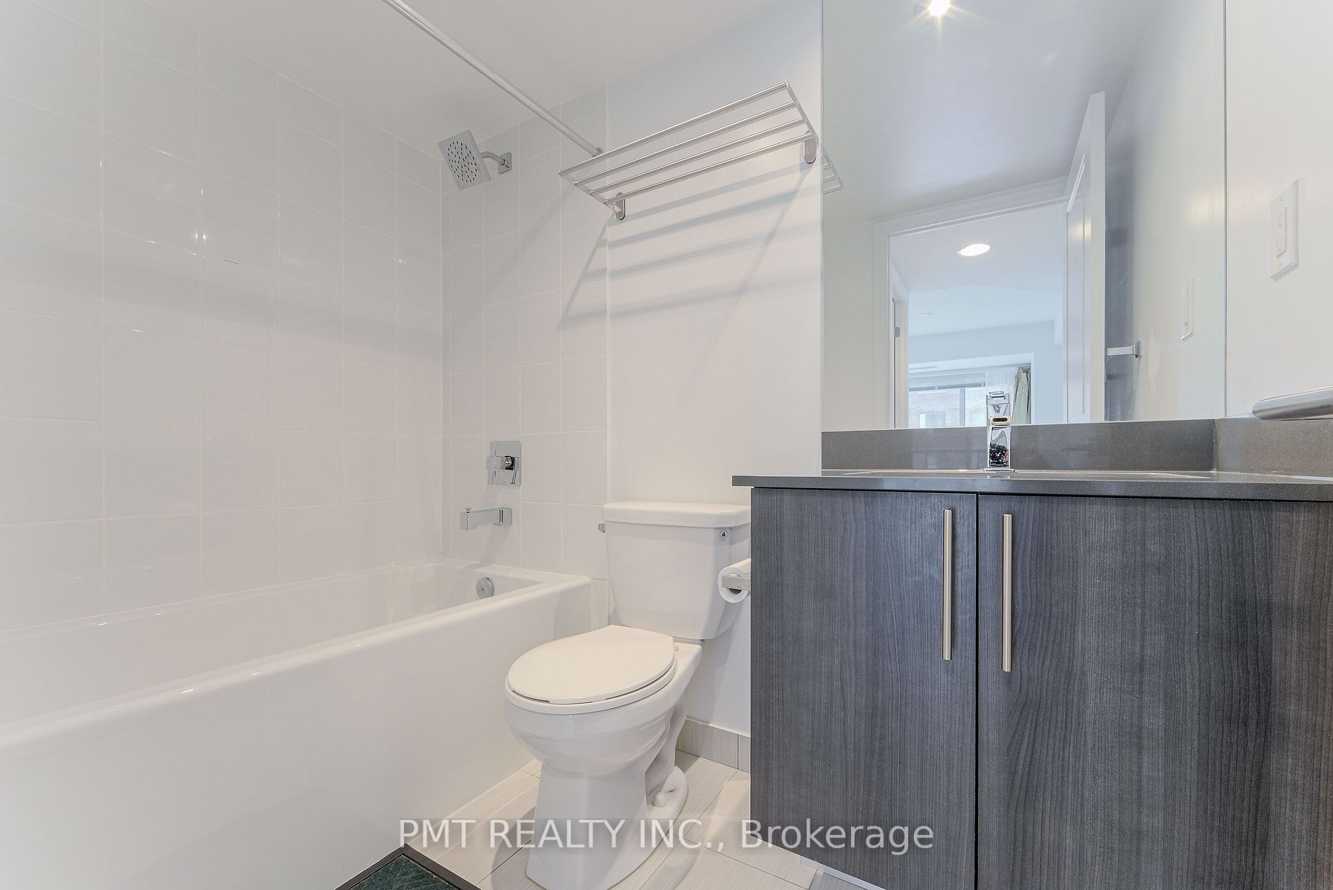 400 Adelaide St E 10 Property Photo 23