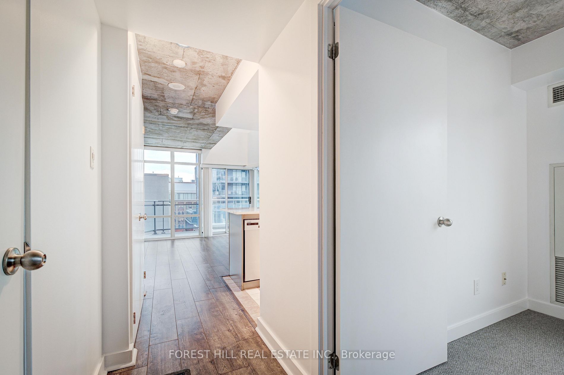 255 Richmond St E 7 Property Photo 4