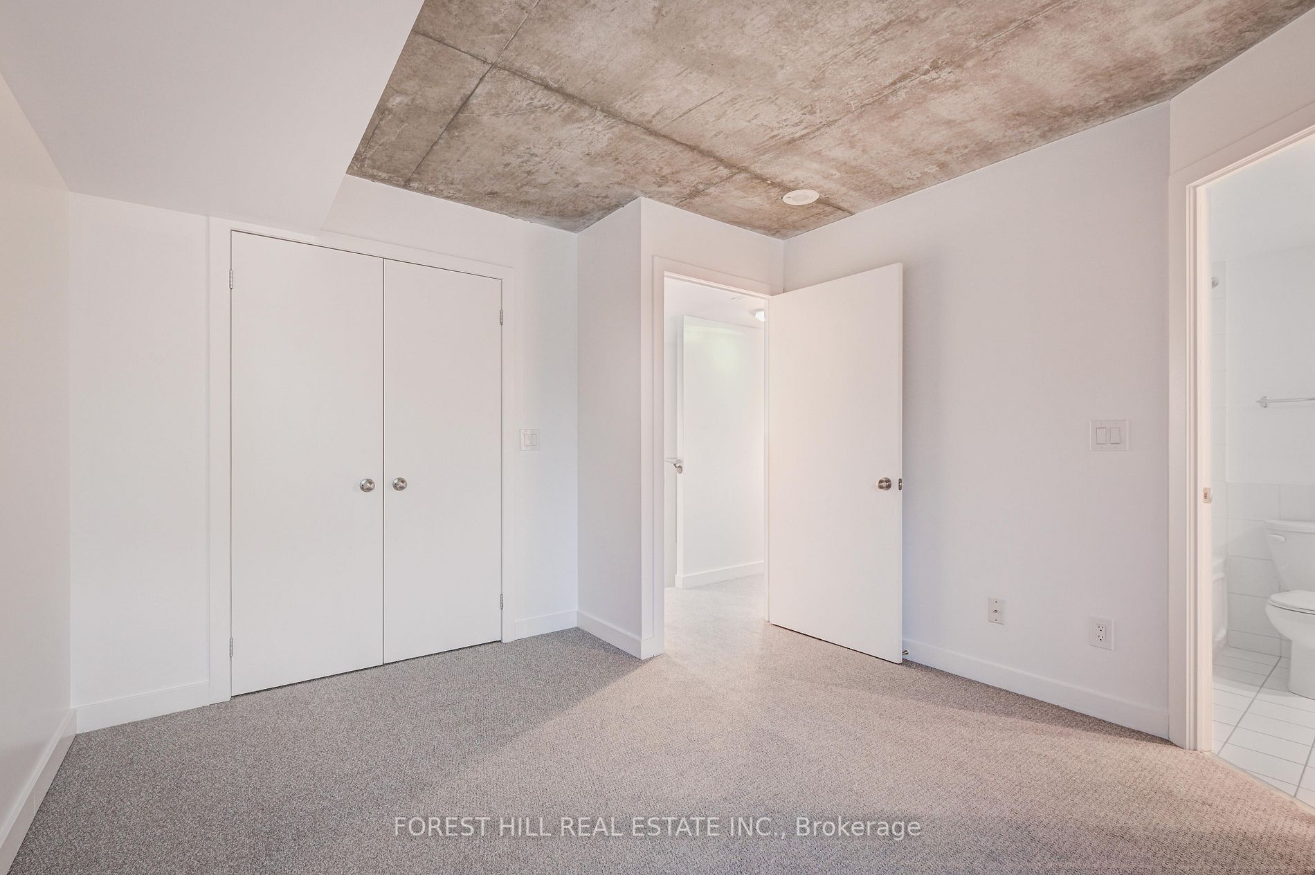 255 Richmond St E 7 Property Photo 18