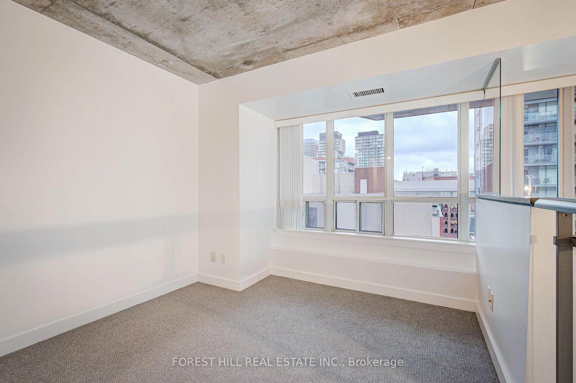 255 Richmond St E 7 Property Photo 22