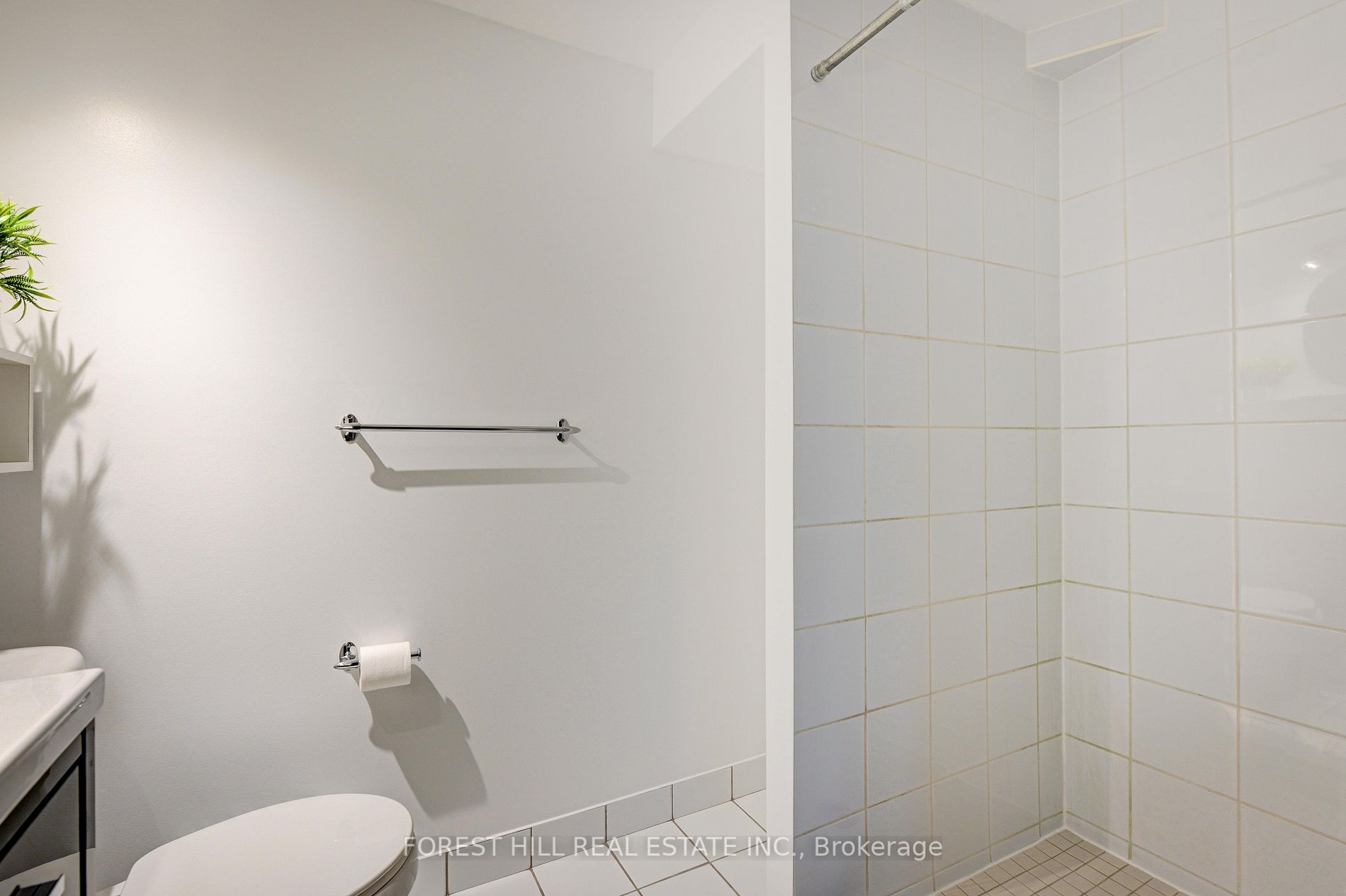 255 Richmond St E 7 Property Photo 29