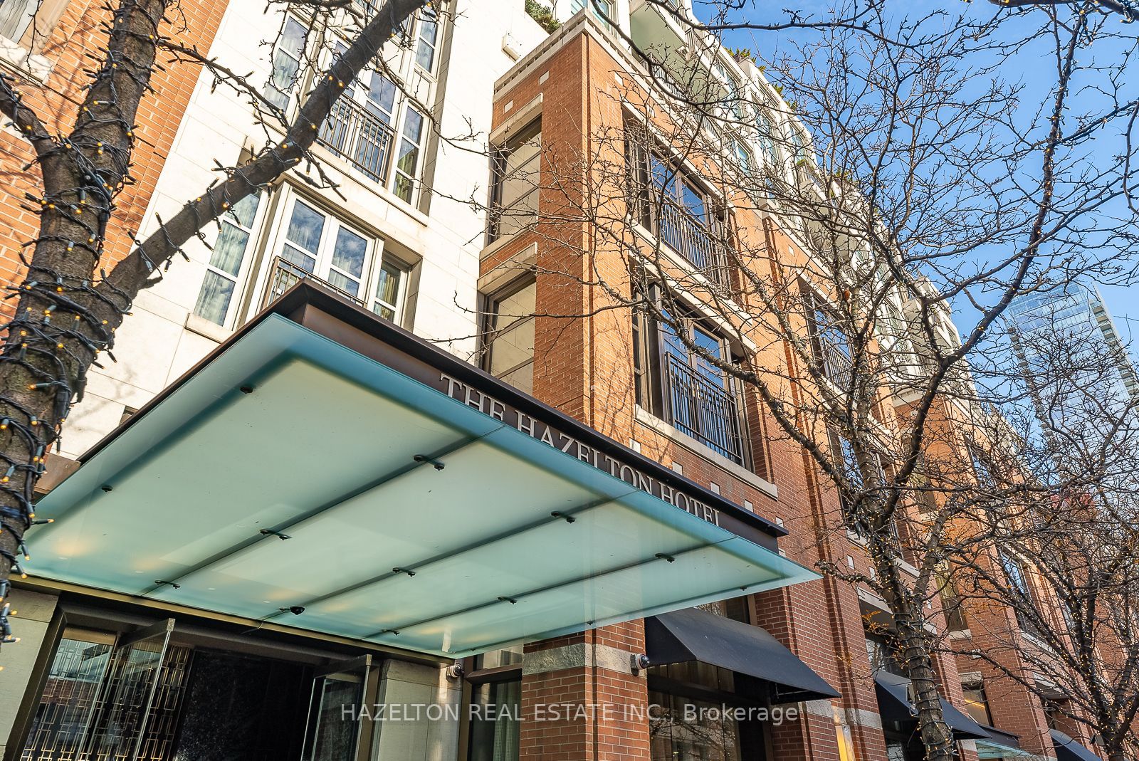 118 Yorkville Ave 1 Property Photo 37