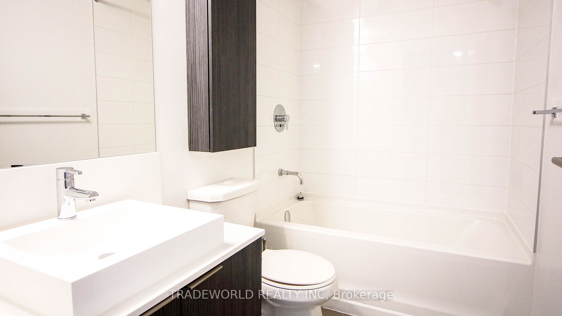 68 Shuter St 3 Property Photo 12