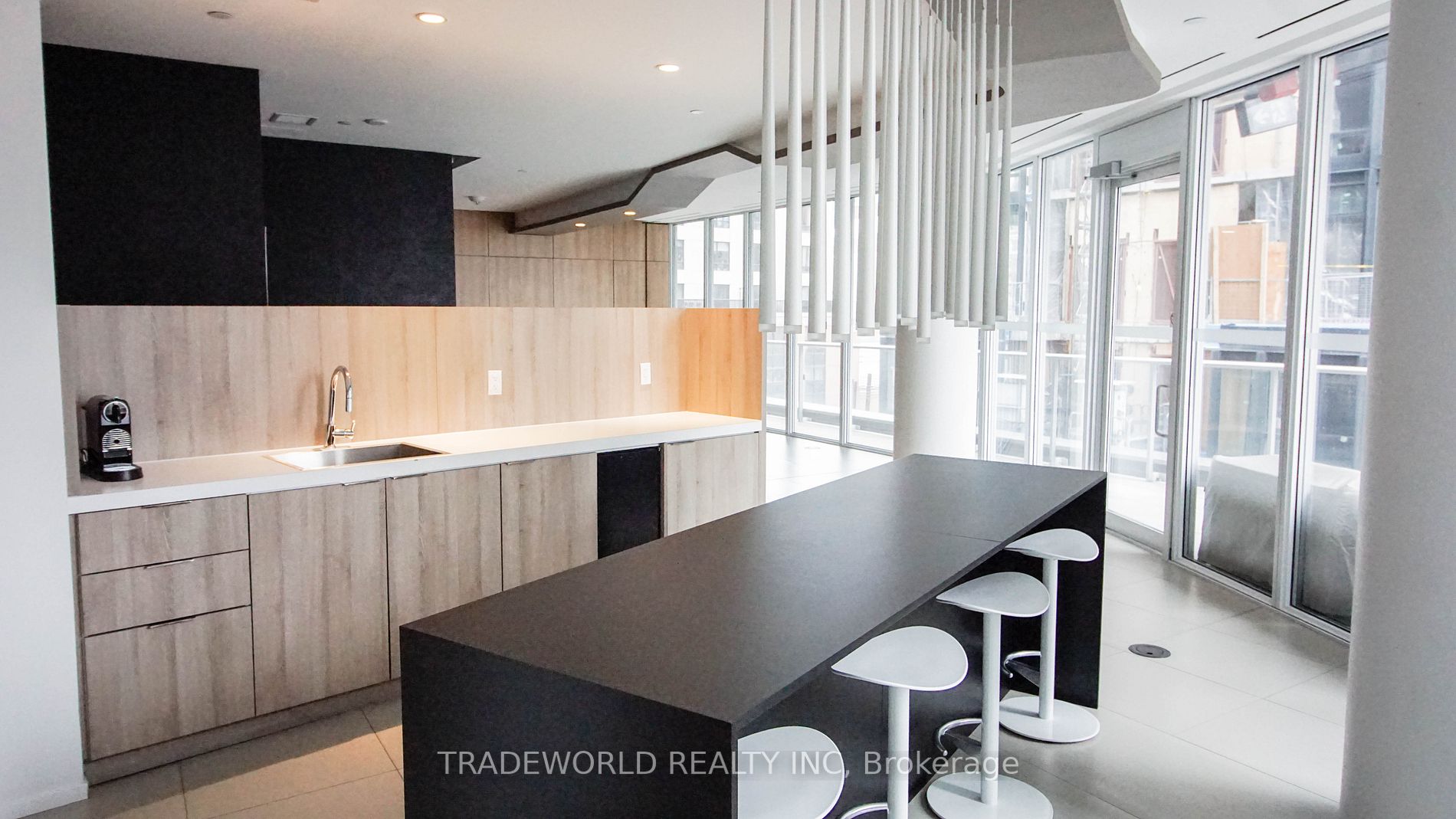 68 Shuter St 3 Property Photo 16