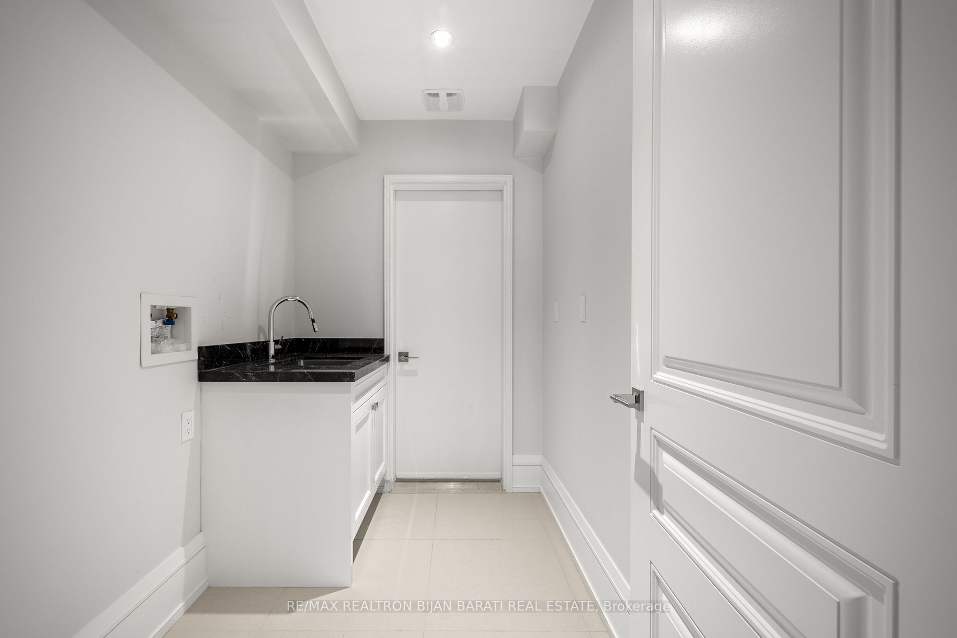 6 Harnish Cres Property Photo 37