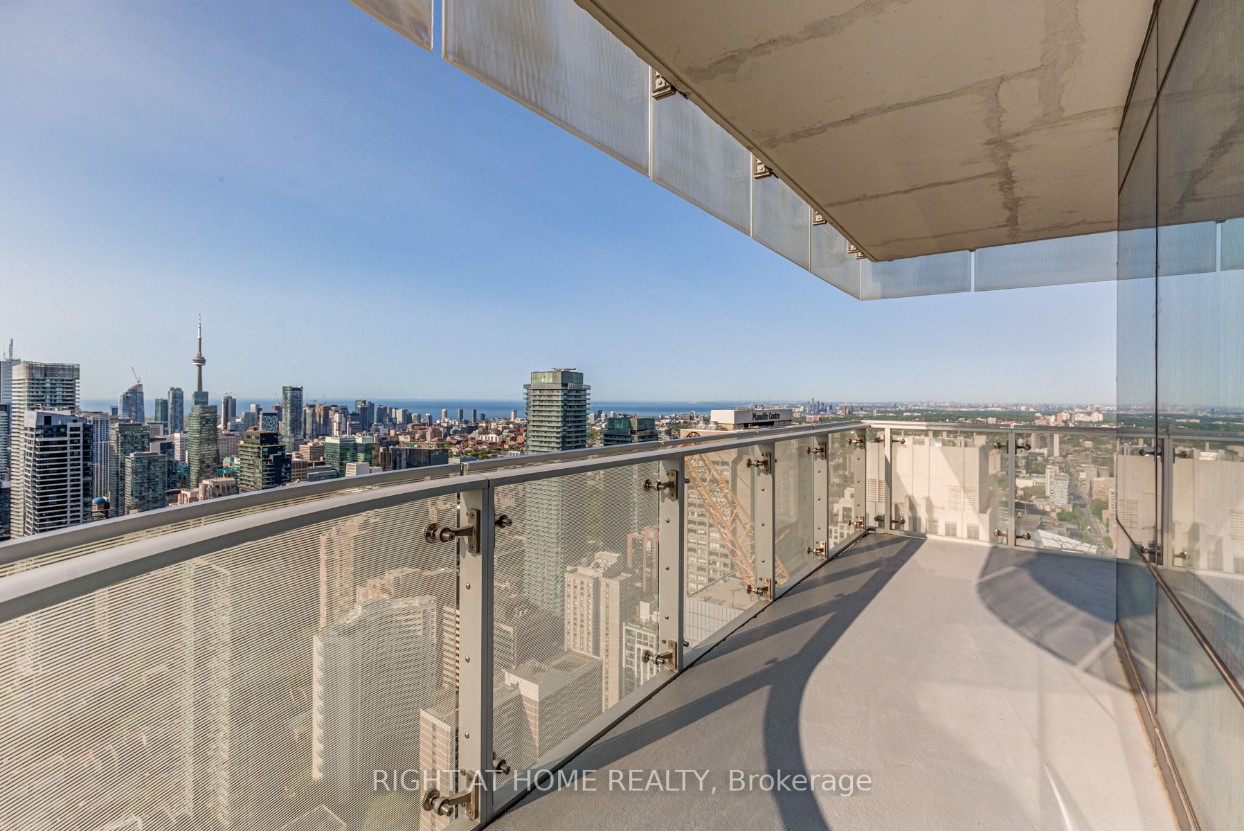 1 Bloor St E 06 Property Photo 35