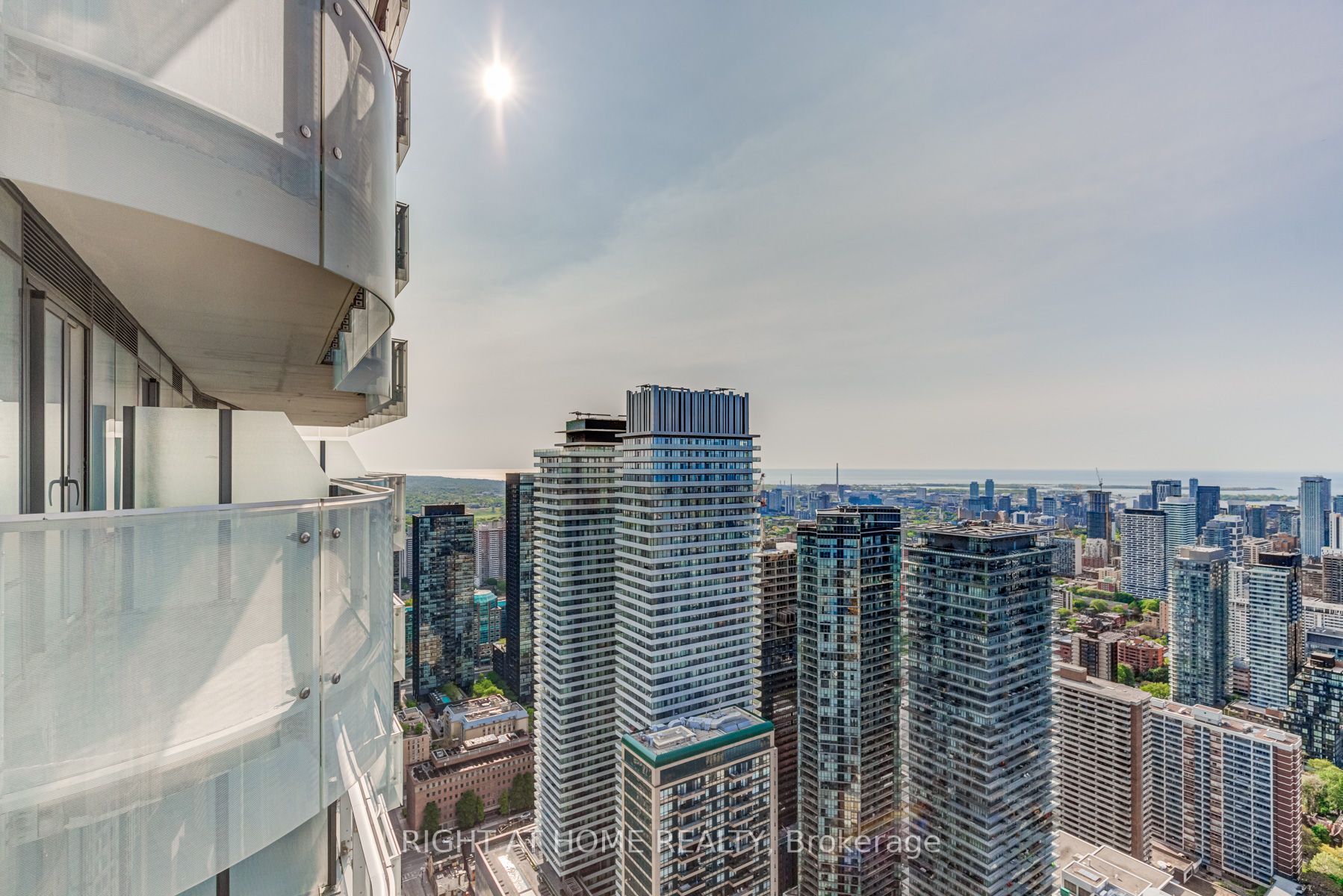 1 Bloor St E 06 Property Photo 36