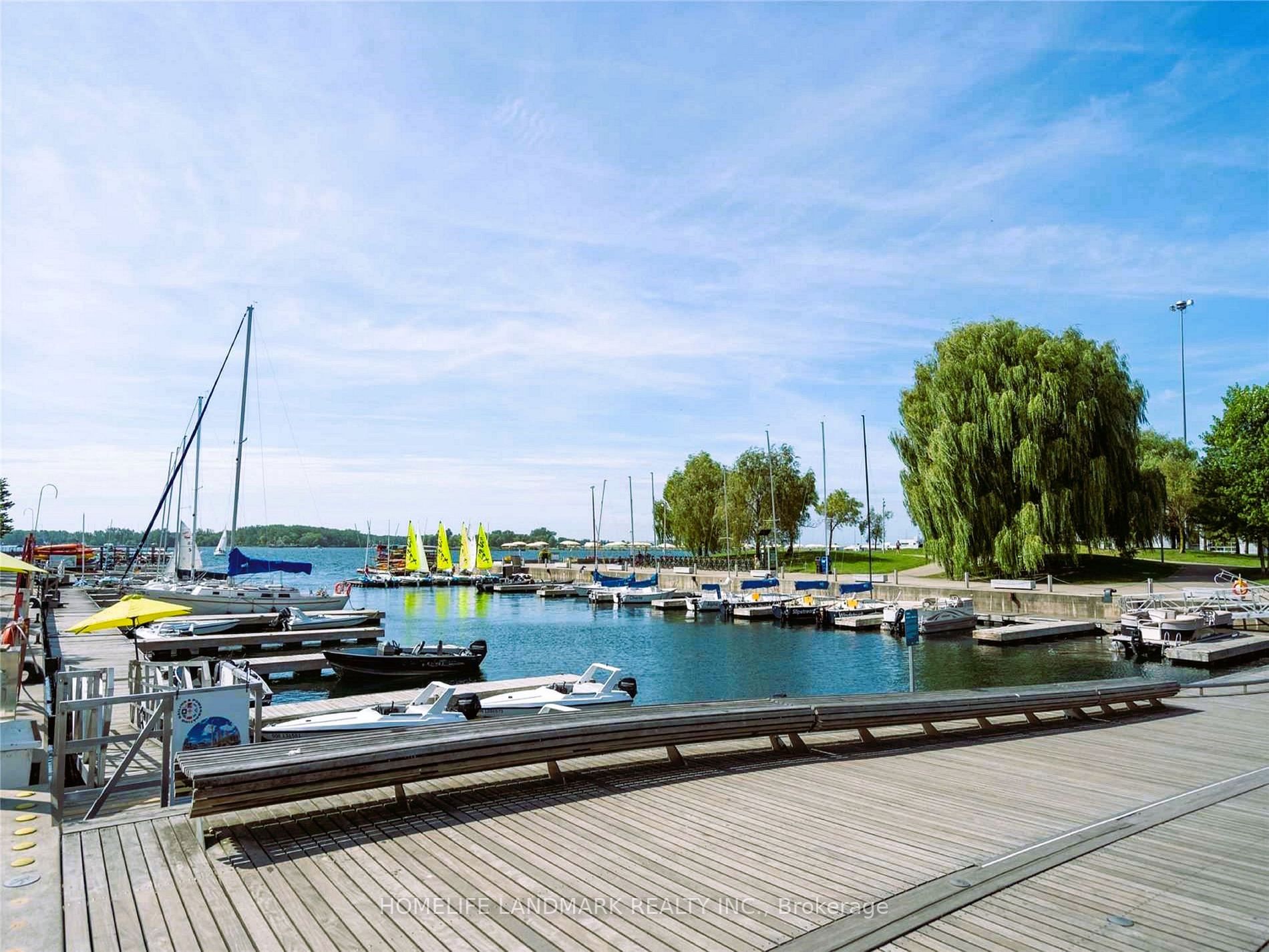 251 Queens Quay W 4 Property Photo 4