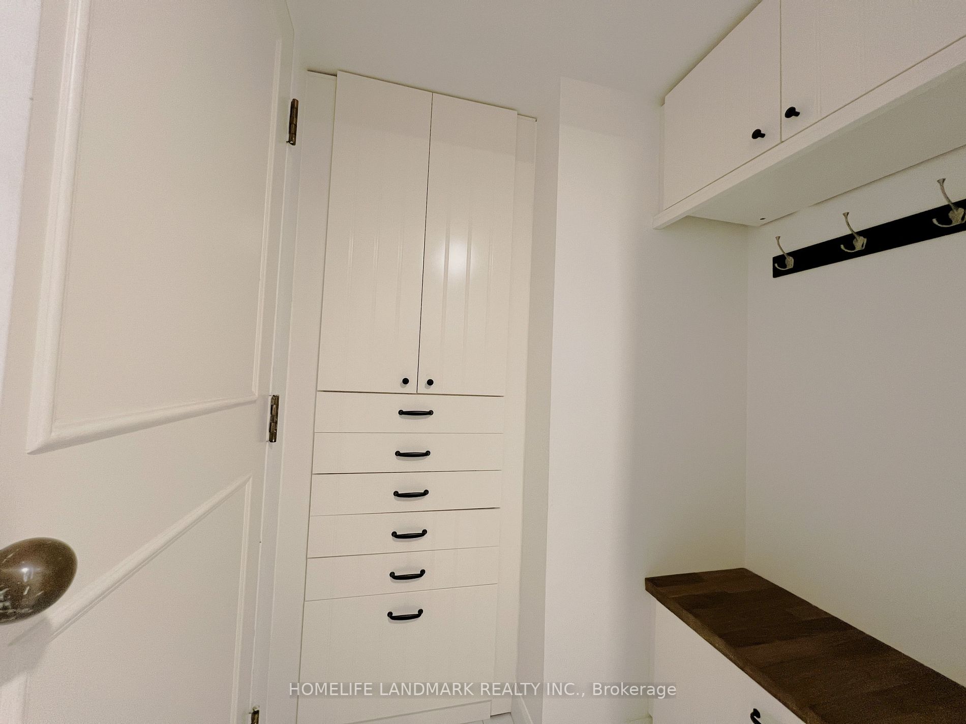 251 Queens Quay W 4 Property Photo 25
