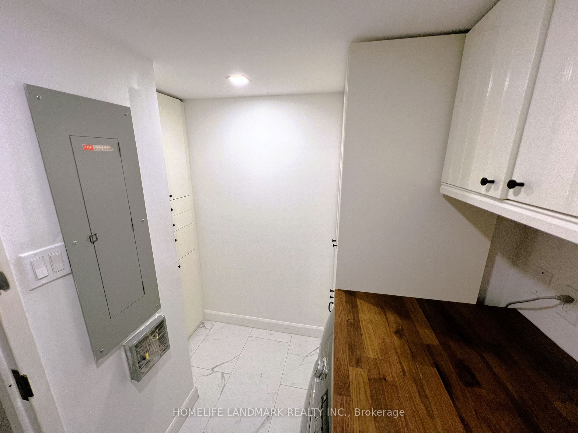 251 Queens Quay W 4 Property Photo 27