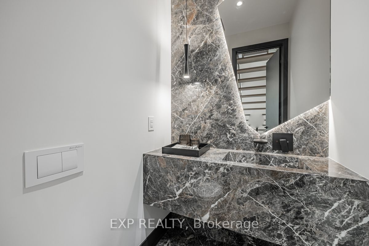 499 Rushton Rd Property Photo 4