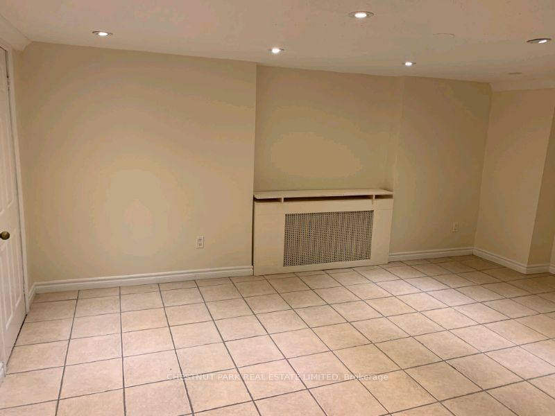 1745 Bathurst St Property Photo 7
