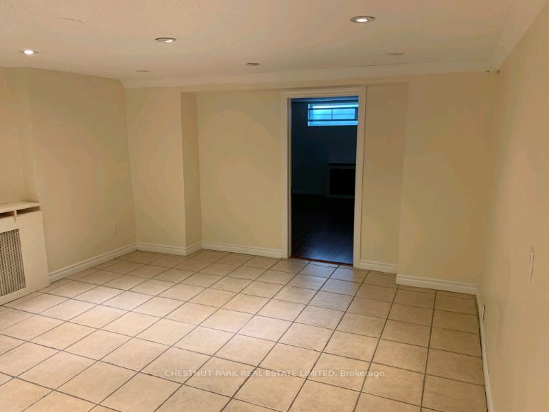 1745 Bathurst St Property Photo 8