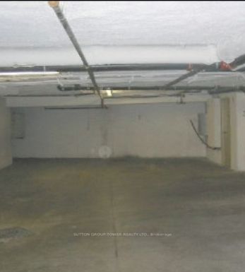 906 Sheppard Ave W 2 Property Photo 3