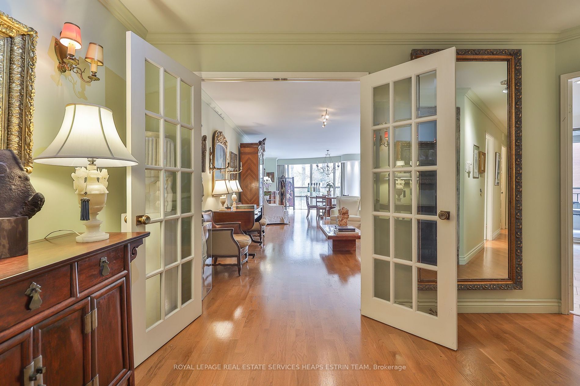 18 Lower Village Gate 5 Property Photo 2
