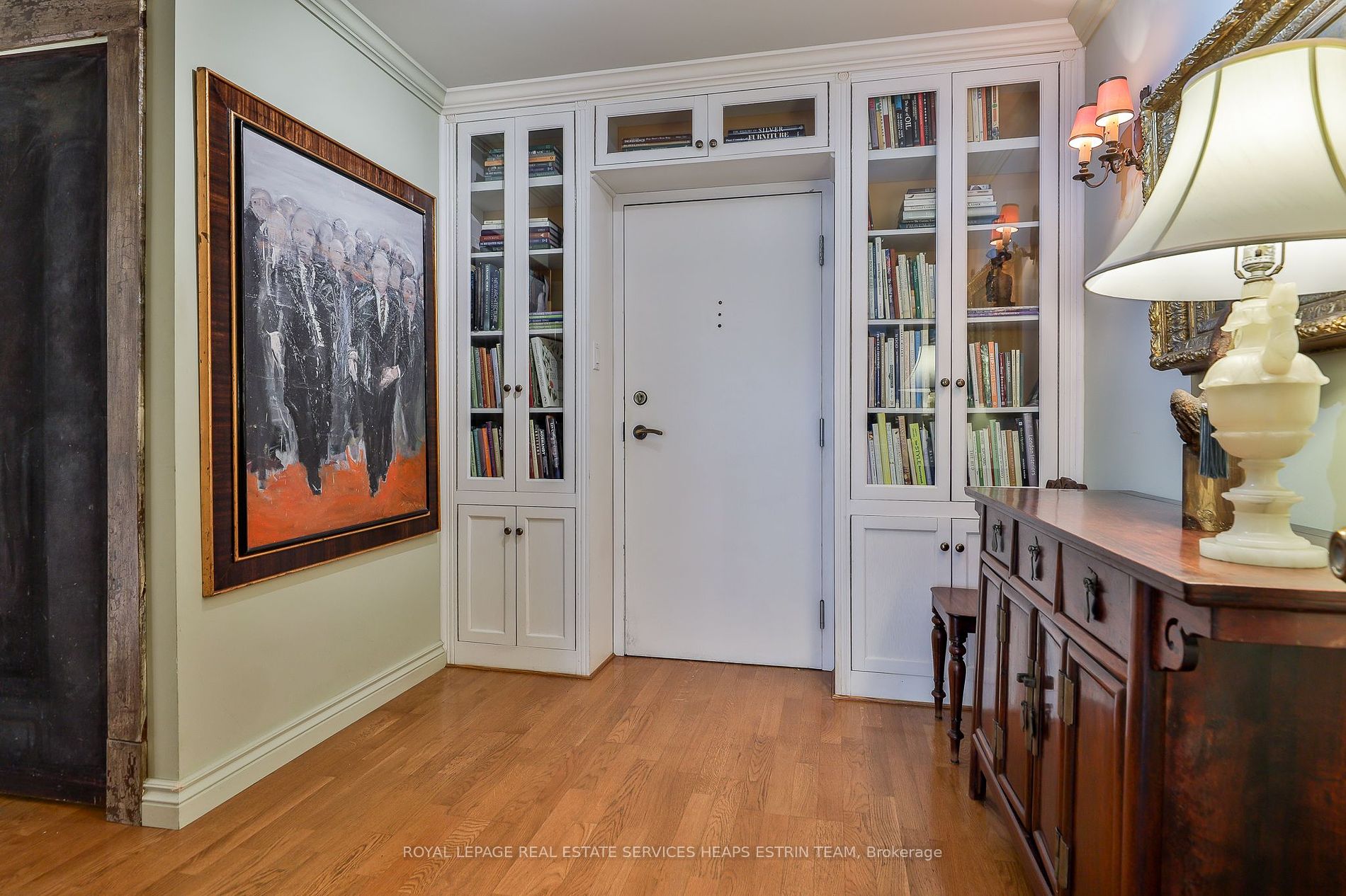 18 Lower Village Gate 5 Property Photo 3
