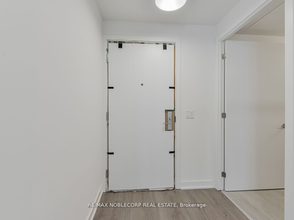 357 King St W Property Photo 3