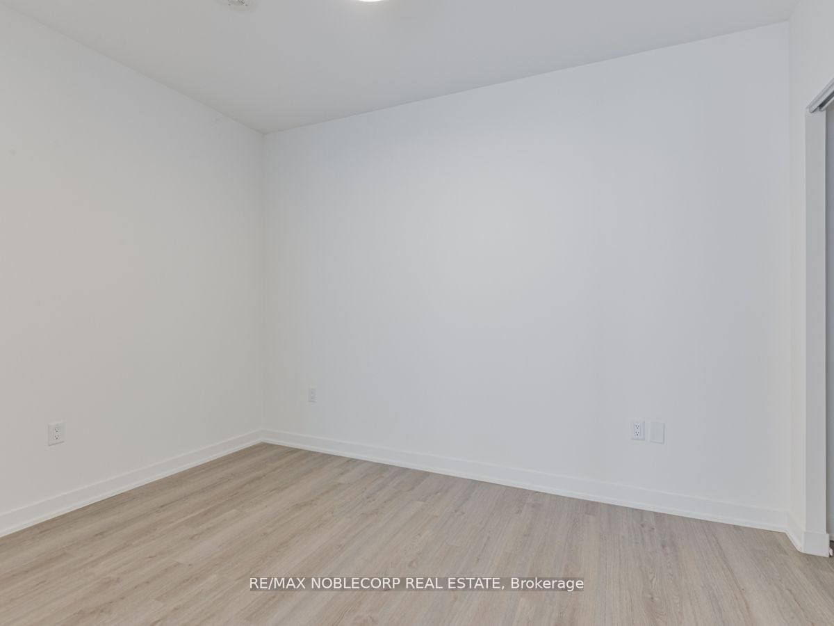 357 King St W Property Photo 16