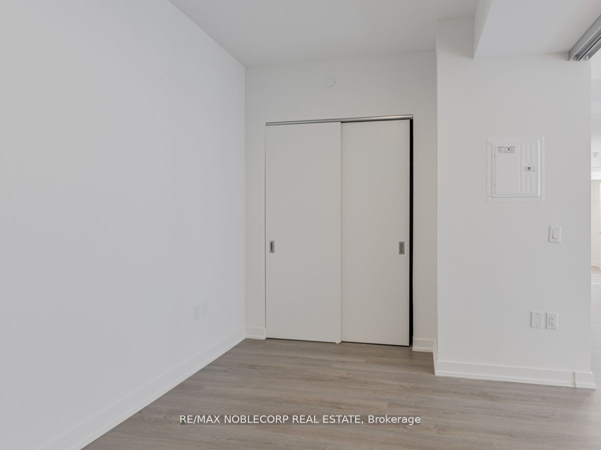 357 King St W Property Photo 17