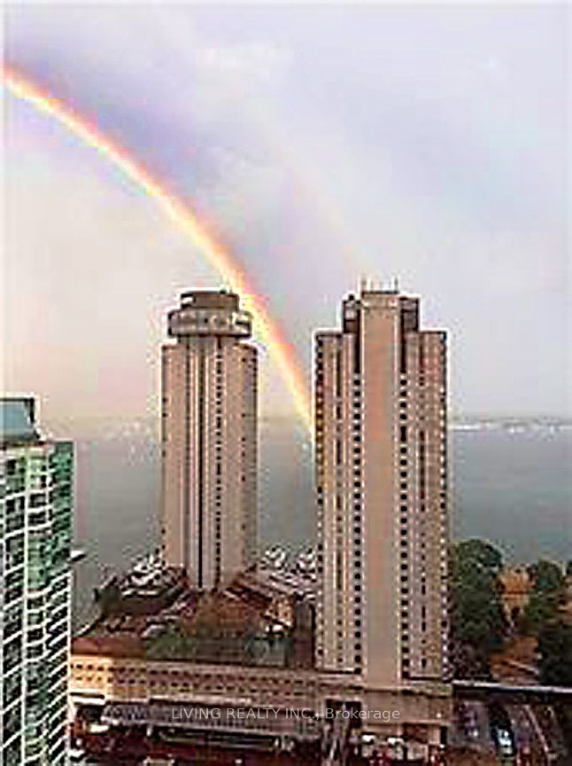 33 Bay St 11 Property Photo 16