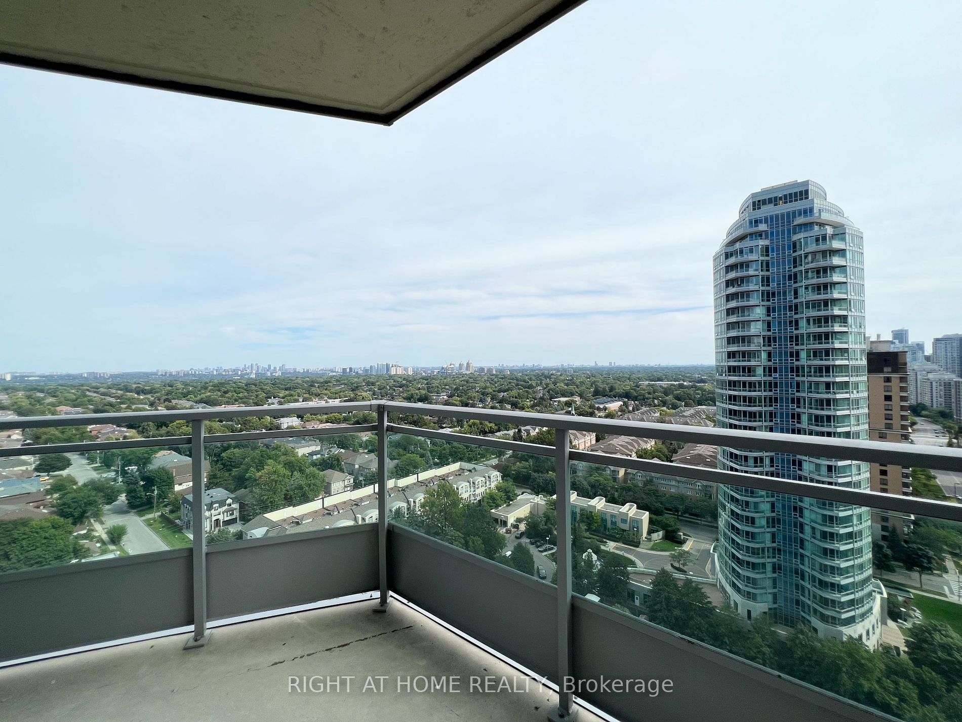 18 Holmes Ave 3 Property Photo 15