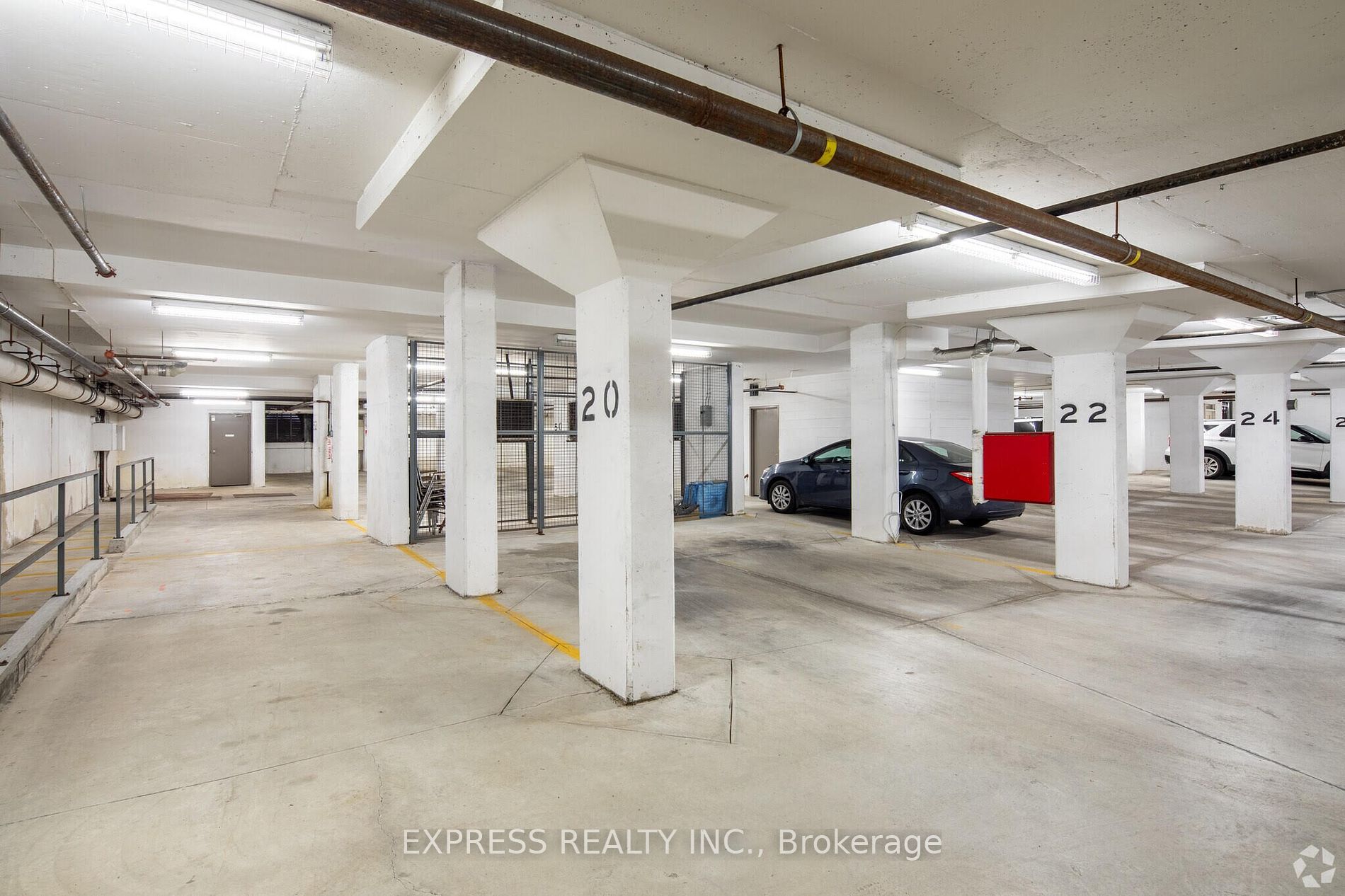 800 Sheppard Ave W Property Photo 10