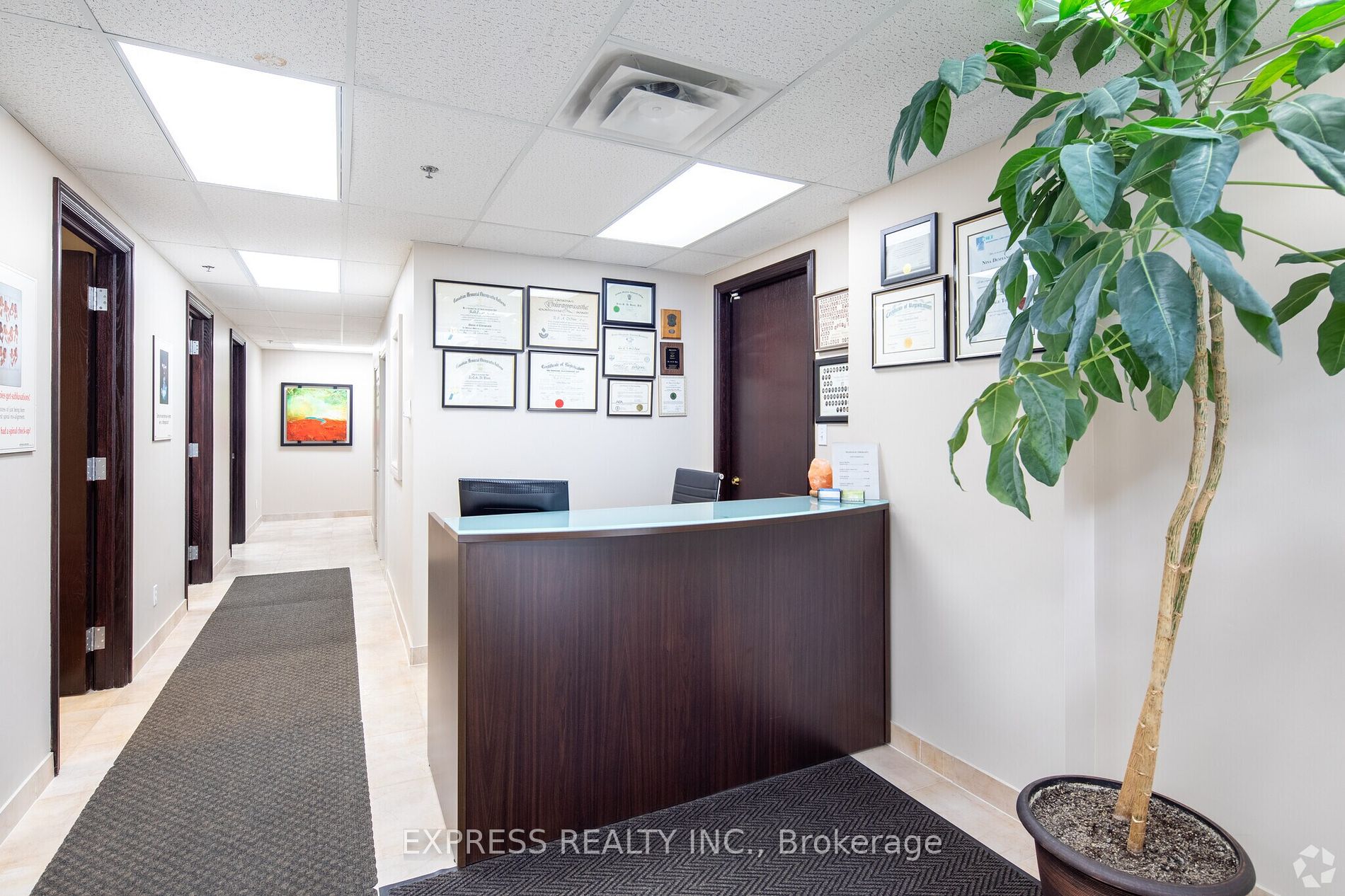 800 Sheppard Ave W Property Photo 2