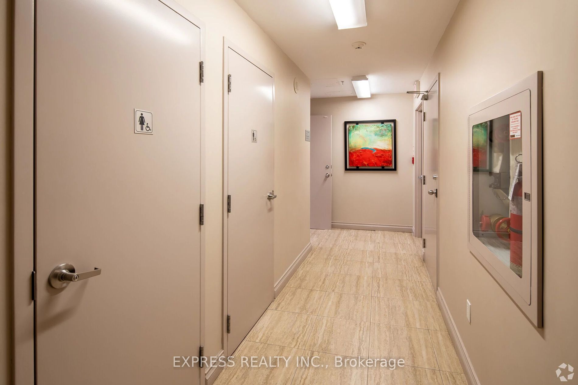 800 Sheppard Ave W Property Photo 10