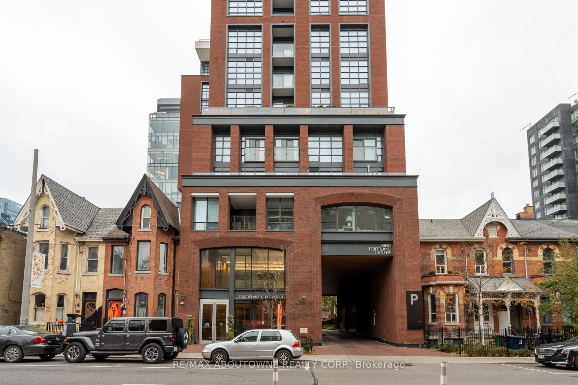 501 Adelaide St W 5 Property Photo 1