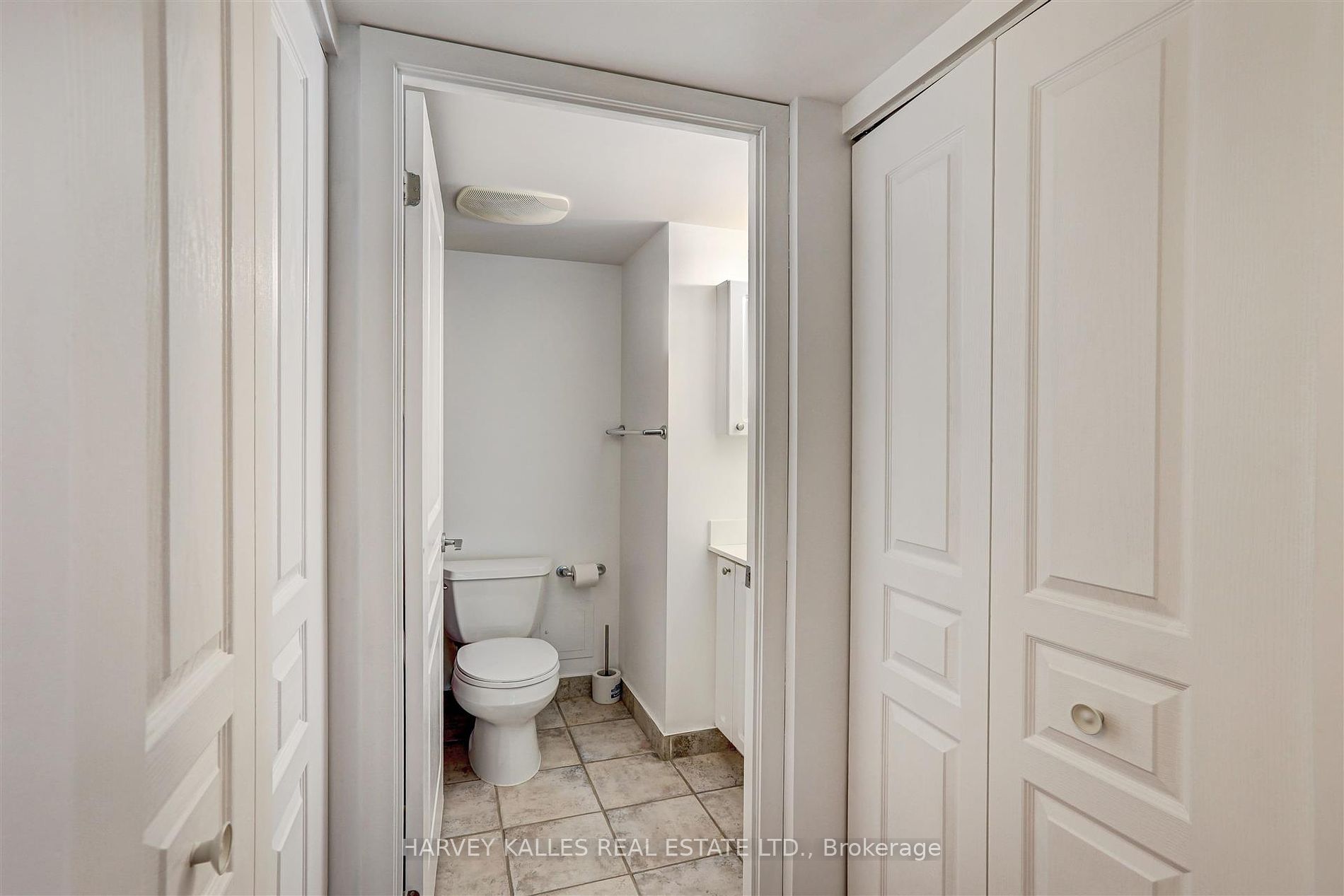 18 Yonge St 12 Property Photo 26